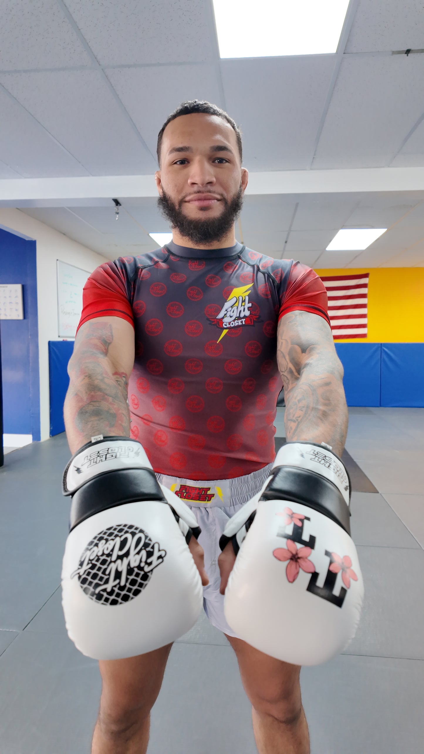 HEAVYWEIGHT HITTERS Rash Guard V2